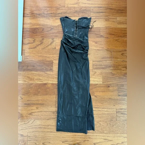 House of CB Juliana dress. Plus cup - Picture 4 of 5